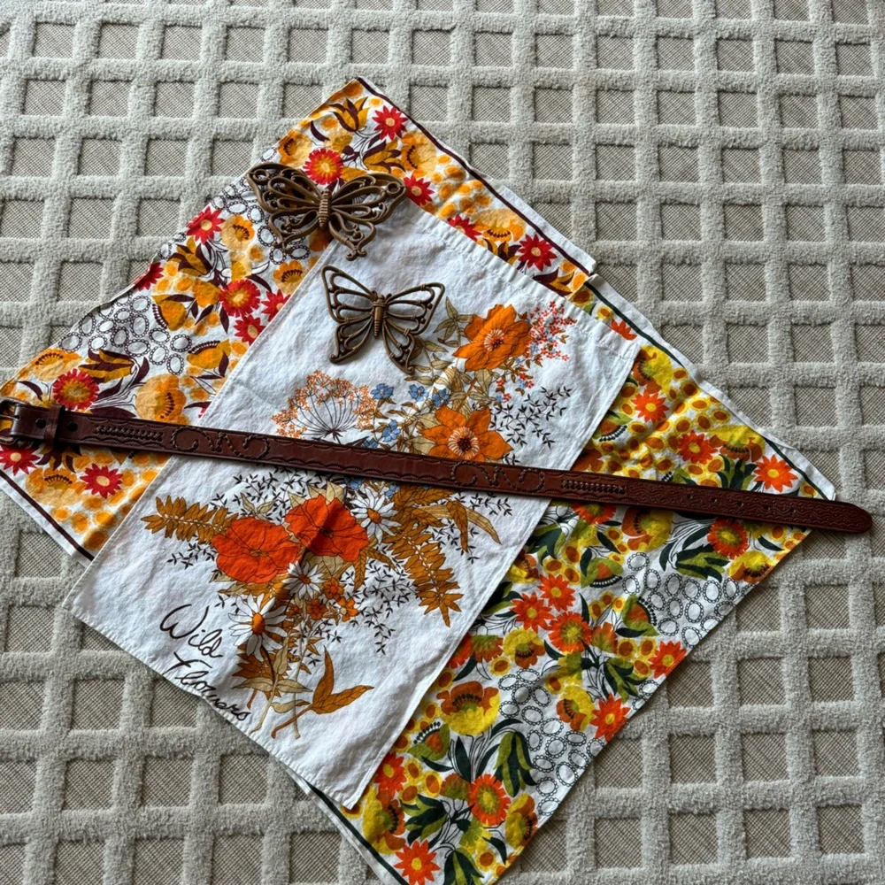Vintage floral embossed